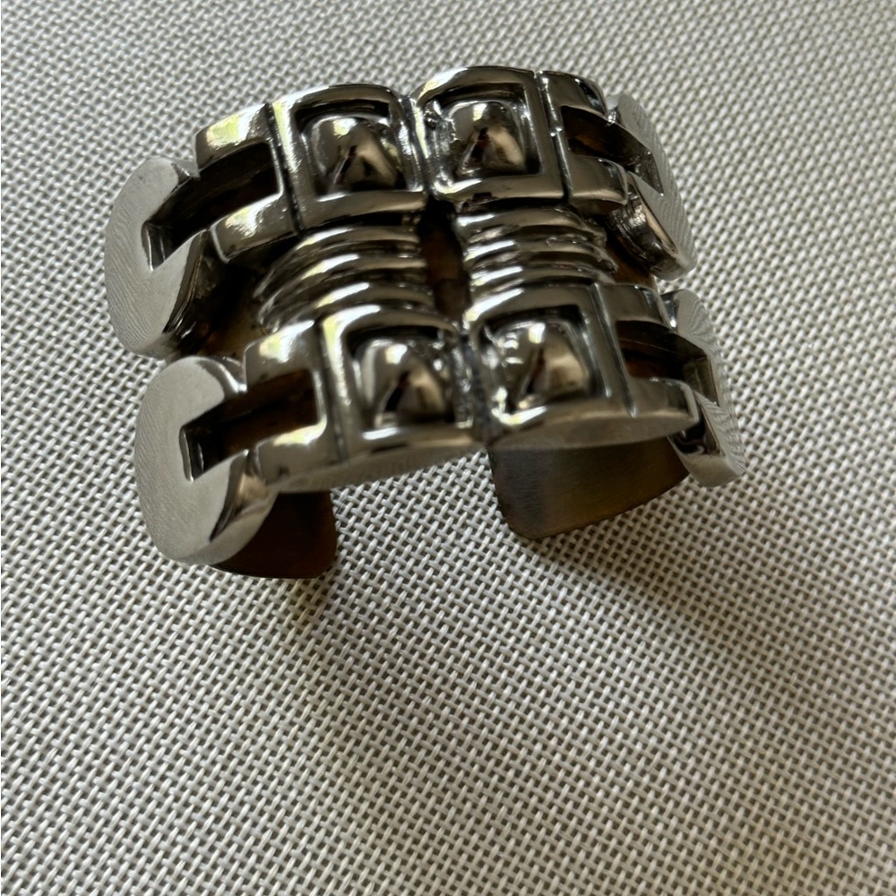 Metal cuff bracelet